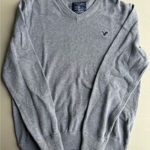 American Eagle men’s sweater Medium